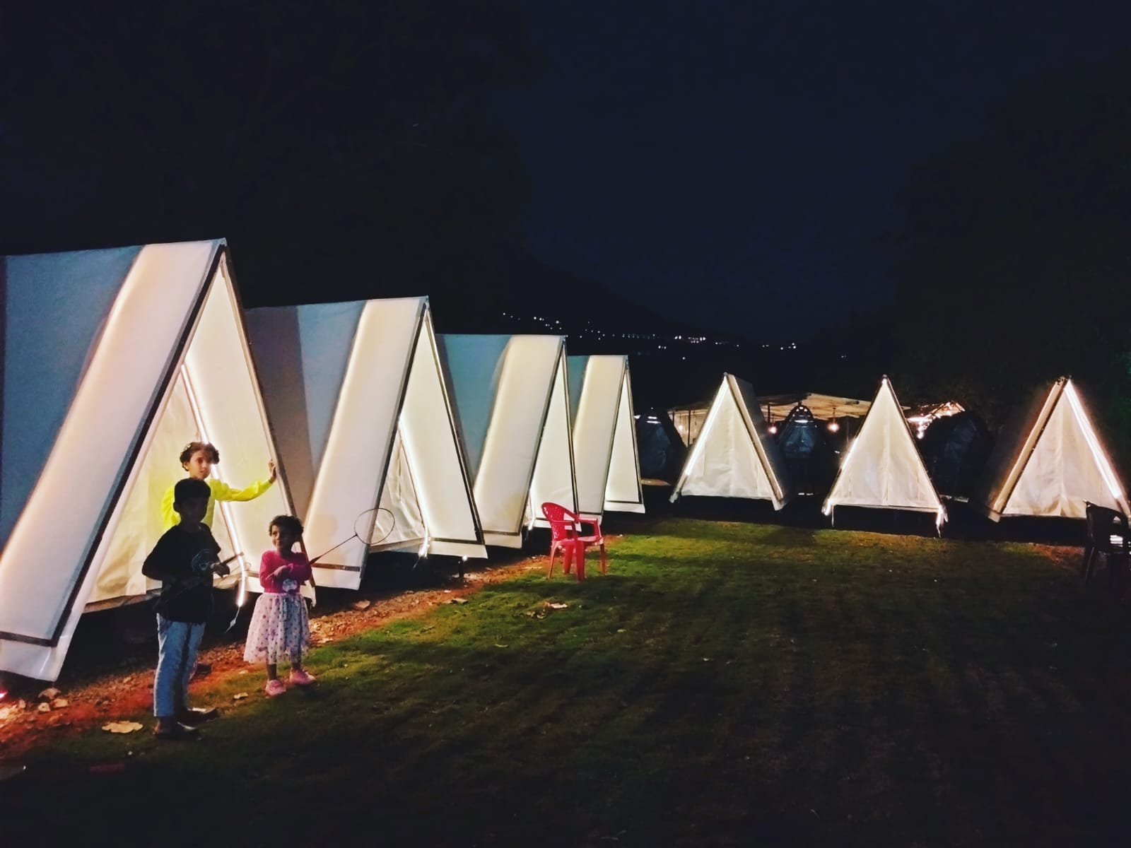 White Cottage Triangle